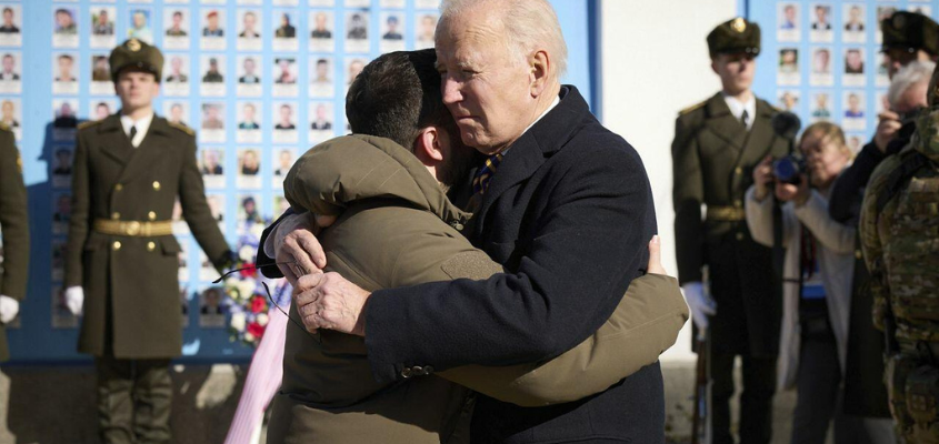 President Joe Biden and Ukraine President Volodymyr Zelensky