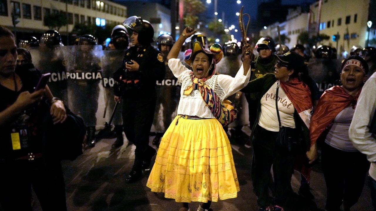 Peruvians Take Over Lima, Continuing to Pressure Boluarte Coup Regime
