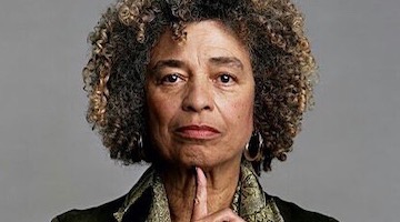 Angela Davis Reoffered Award By Birmingham Civil Rights Institute