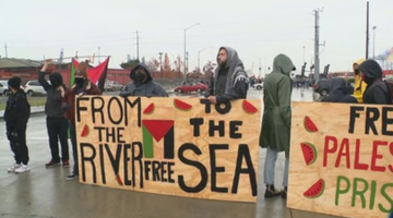 Protesters in Tacoma, Washington block loading of an Israeli bound ship.