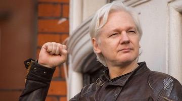 US Intel Will Bring Assange to the US in Chains