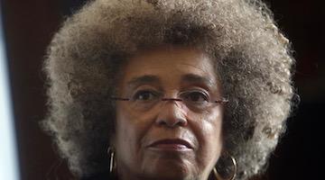 Angela Davis Denounces Attacks on Afro-Colombian Social Movements