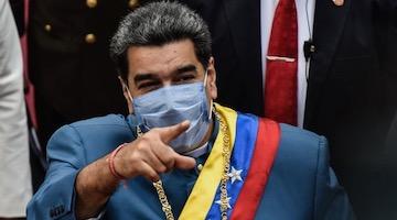Venezuela Sends Oxygen Tanks to Brazilian Amazon State