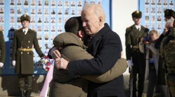 President Joe Biden and Ukraine President Volodymyr Zelensky